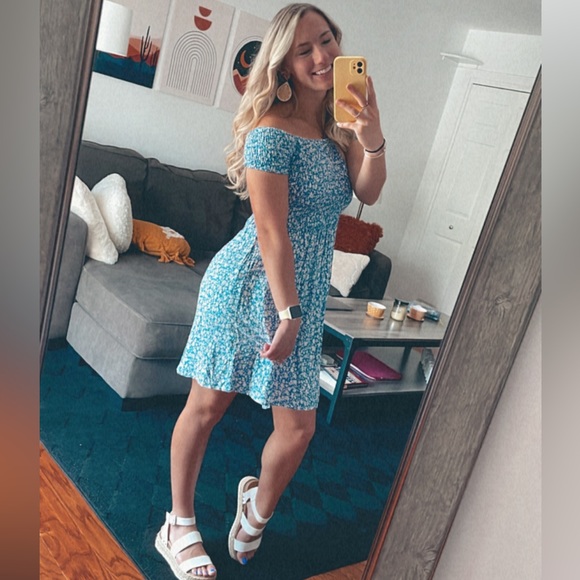 Meet your Posher, Kendra - Picture 2 of 8